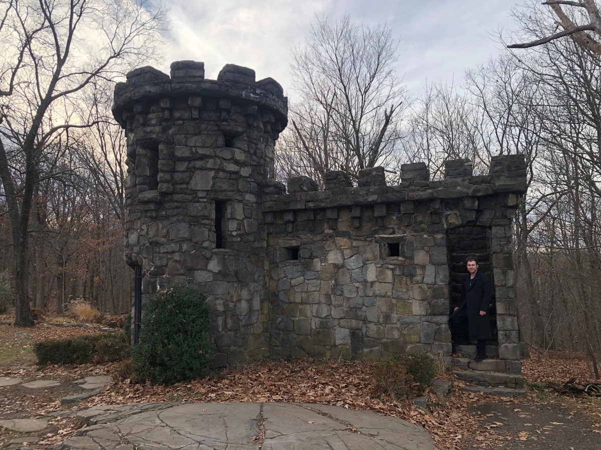 _Michael_Nagy's tweet photo. Fun day hiking and castle exploration! @ScarinasVault
#Hiking #Castle #Exploration #AlpineNJ #PalisadesInterstatePark https://t.co/OikxVnAjkH