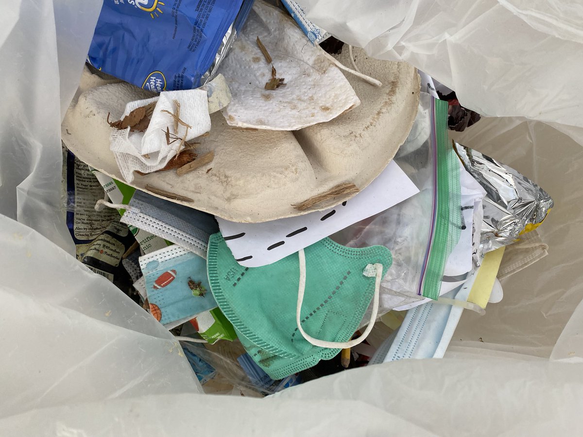 Look at how much trash The Green Team picked up today 😮 <a target='_blank' href='http://twitter.com/APS_Sustainable'>@APS_Sustainable</a> <a target='_blank' href='http://twitter.com/GlebeAPS'>@GlebeAPS</a> <a target='_blank' href='http://twitter.com/glebepta'>@glebepta</a> <a target='_blank' href='https://t.co/SPBTkr3t41'>https://t.co/SPBTkr3t41</a>