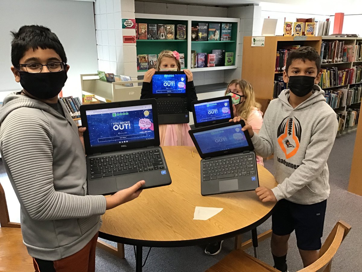 bpalaseklms's tweet image. Celebrated #HourofCode2021 in the library by testing out our tech &amp;amp; problem solving skills with @breakoutEDU @WindyWhales @reisslitlpieces