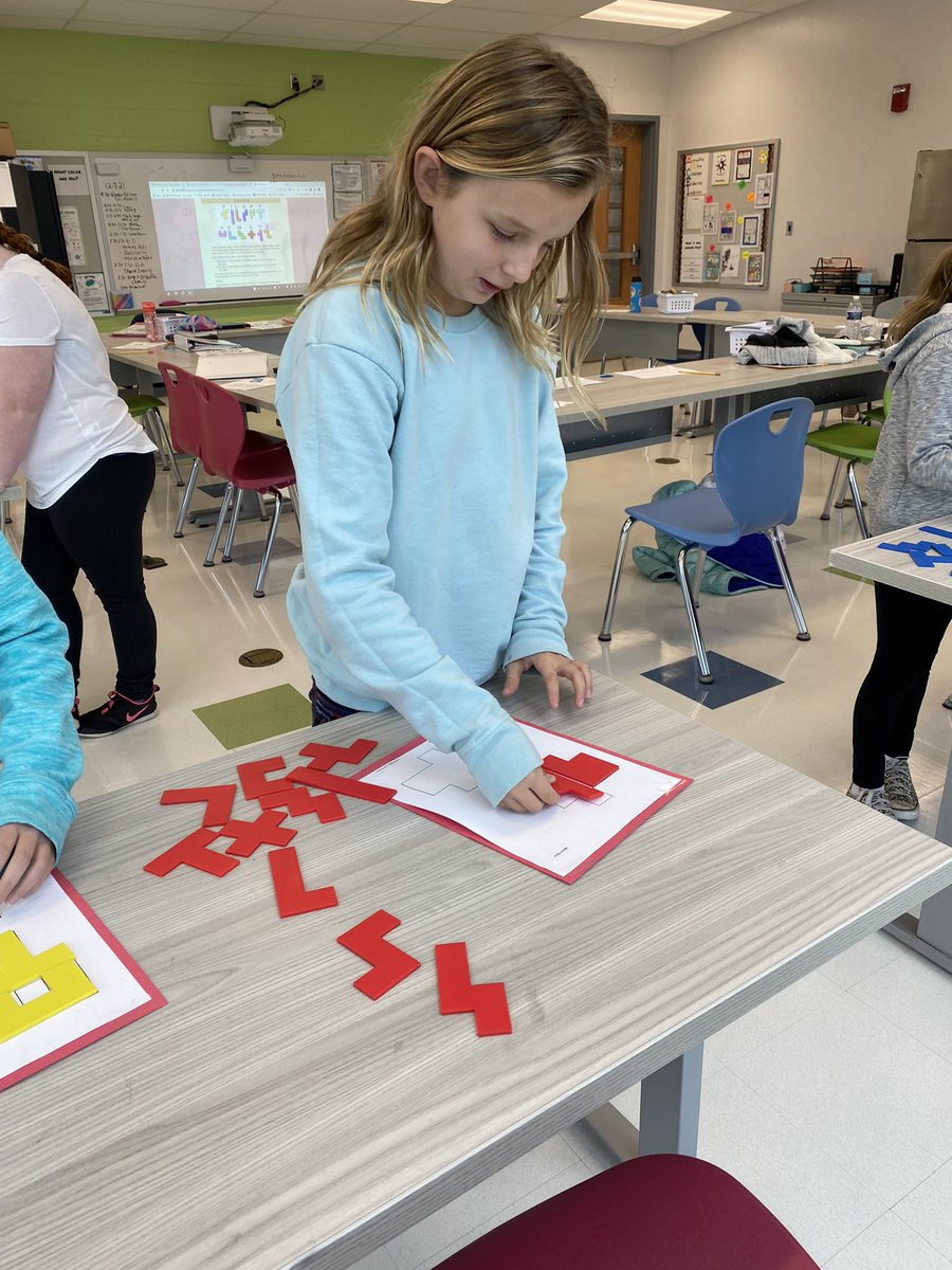 kunkelteaches's tweet photo. Sharpened our observation skills in a debriefing after a unique visitor came! Pentomino work allowed Ss to find structure and patterns in geometry. They always work so hard! @WestClerGifted #wcgifted @SummersideElem @spanglerteach https://t.co/Utq2w7qY2T