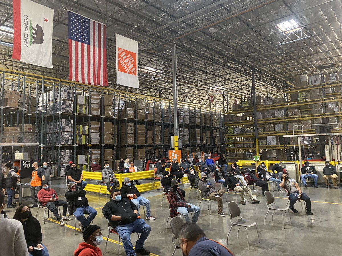 THDSafetyMan's tweet photo. 365 Days safe celebration for the Lathrop 5363 Team. Congrats team on the amazing accomplishment and hope to see you all celebrate many more. @BerniceBiasca @SamTHDSCAP @JoshJam27931615 @lmh839 @KelseyARhodes11 @scap_1 https://t.co/1a8LEkecjr