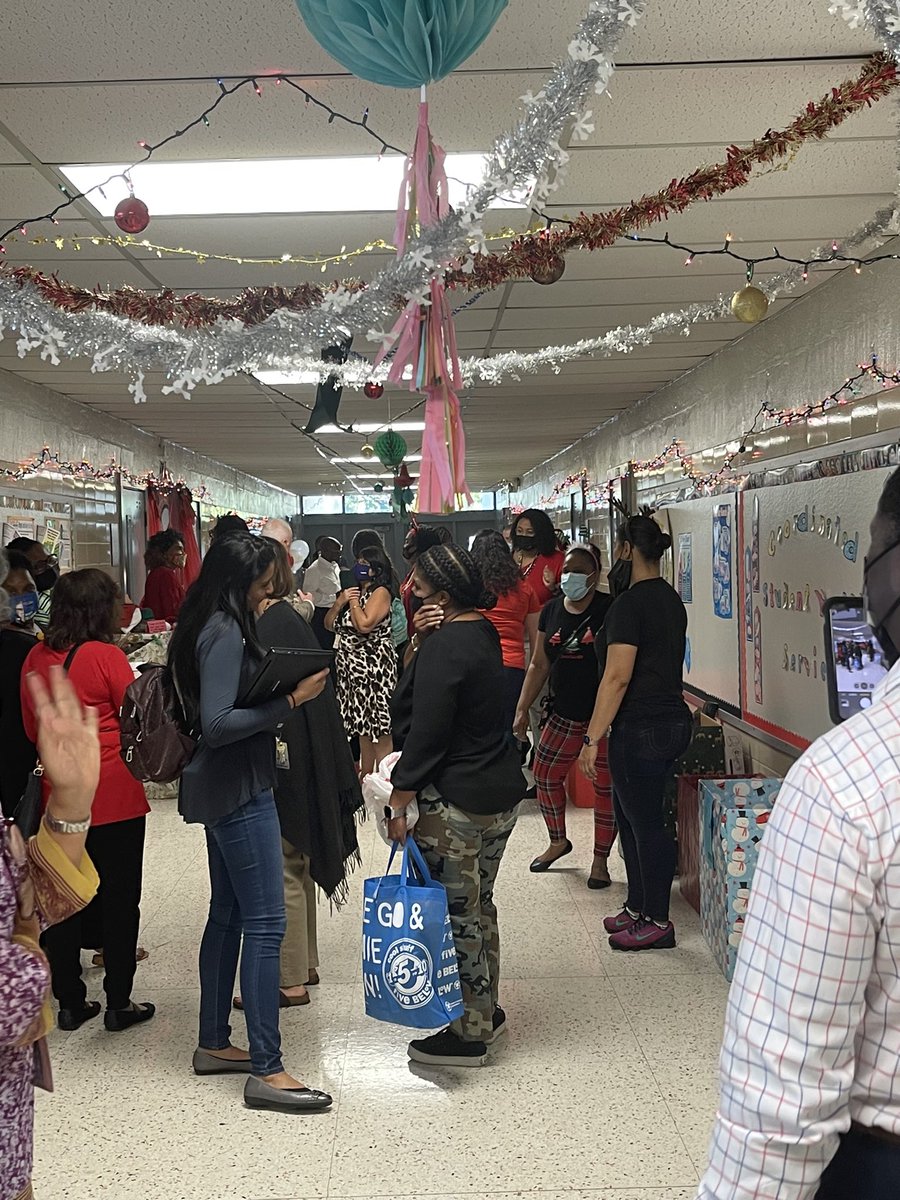 BCPSStudentServ's tweet photo. Very proud of our school social workers for continuing to serve our BCPS students, holding an early Christmas event to help collect toys for our students. @browardschools @ssws_bcpsFL @ciabcps https://t.co/weVWpDHyl1