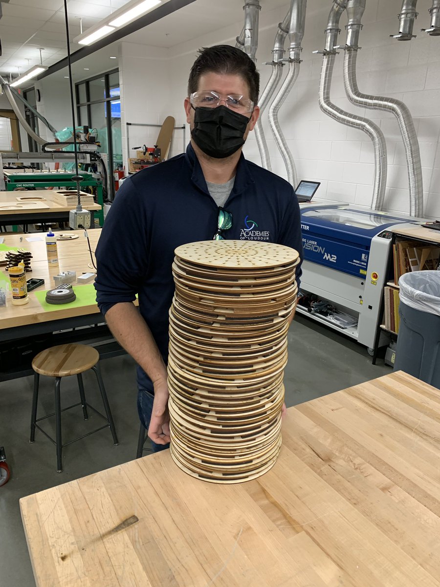 DesignMakeTeach's tweet photo. 🎉 96 Polar Battleship boards completed! Two full class sets ready on time. Math teacher put in two blocks working on the glue-ups while I lasered &amp; helped students w/ research projects. Finished up during robotics team study hall. #makerspace #MakerspaceLife https://t.co/O4MHEbtrgr