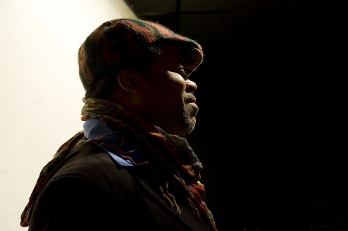 sean_write's tweet photo. Sad to hear of the passing of hip-hop journalist and cultural critic Greg Tate at age 64. His style was his own and his perception was acute. Check out his first essay collection Flyboy in the Buttermilk if you have the chance. #RIPGregTate https://t.co/UKMzsQ6mCU