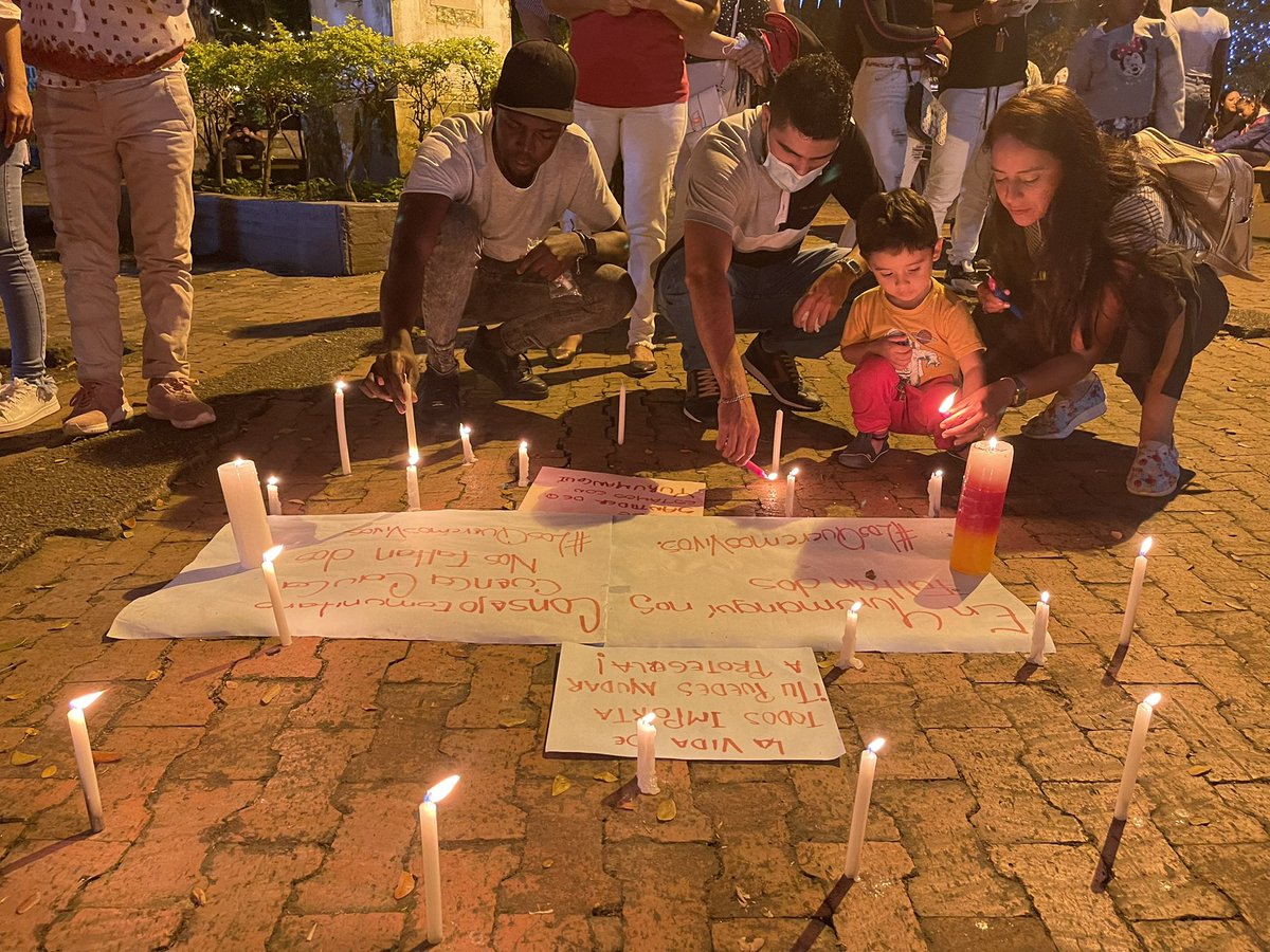 renacientes's tweet photo. #DiadelasVelitas En Santander de Quilichao en el Cauca dicen #EnYurumanguíNosFaltanDos Abencio Caicedo Caicedo y Edinson Valencia #LosQueremosVivos 

@UBPDcolombia @CICR_co @ONUHumanRights @Pontifex_es https://t.co/9zgYy8HC3I
