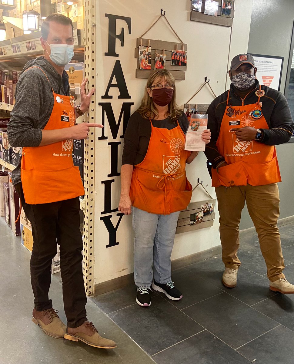 Jason Elliott (@jasonelliottt) on Twitter photo I had my first customer today as a store manager demand to talk to me… He wanted to tell me about the great customer service Debbie gave him today!! <a href="/SedaTalas/">Seda Talas</a> <a href="/JarrodFarmer4/">Jarrod Farmer</a> <a href="/idrissi_mary/">mary el idrissi</a> @T5Msole <a href="/HD6507_SASM/">Stephen</a> @KenS_THD6507 <a href="/Guertygirl/">Jamie guertin</a> I had my first customer today as a store manager demand to talk to me… He wanted to tell me about the great customer service Debbie gave him today!! <a href="/SedaTalas/">Seda Talas</a> <a href="/JarrodFarmer4/">Jarrod Farmer</a> <a href="/idrissi_mary/">mary el idrissi</a> @T5Msole <a href="/HD6507_SASM/">Stephen</a> @KenS_THD6507 <a href="/Guertygirl/">Jamie guertin</a>