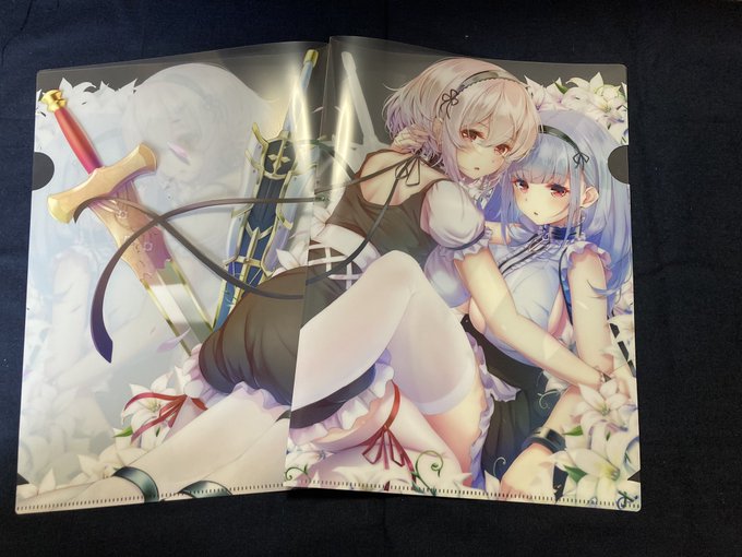 クリアファイルも作ってみた
キャラの主張がすごい… 