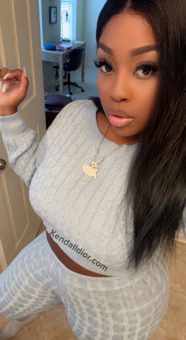 TW Pornstars - Dior Lips ️ NO PAYWALL FANSLY. The most liked pictures