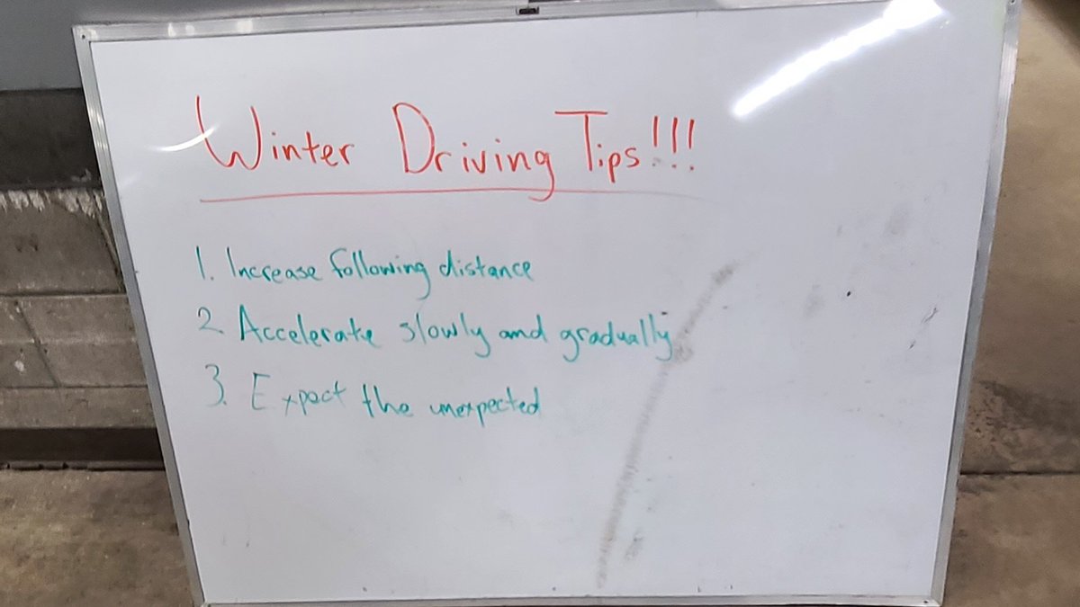 🎅 Todays #SafteyDriven tip is Leave Yourself An Out 👉🏾
-Have an escape route ⤴️
-Space on all 4️⃣ sides 
-Expect the unexpected 😲 <a href="/Stephanie_Dex/">Stephanie Dexter</a> <a href="/UsmanW_90/">Usman Waheed</a> <a href="/UPS_TahsinSayed/">Tahsin Sayed</a> <a href="/PatWilliams_UPS/">Patrick Williams</a> <a href="/bell_feeder_ups/">Bell_feeder_safety</a>