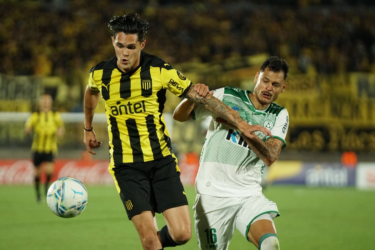 Peñarol y Plaza Colonia empataron 1-1 al cabo de los 90 minutos y semi (final) se define en el alargue.
#Peñarol 
#PlazaColonia 
#Finales
@CampeonatoAUF