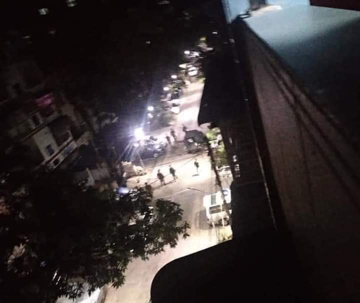 m_krl1's tweet photo. No fewer than 10 civilians were brutally abducted by military junta in two streets in #Tarmwe town, #Yangon Region on the pretext of pounding pots and pans and guest audit at 8:30pm on Dec7. Junta also ran riot at wards and Tarmwe and SouthDagon,...
#WhatsHappeningInMyanmar https://t.co/RKDTtncSWT