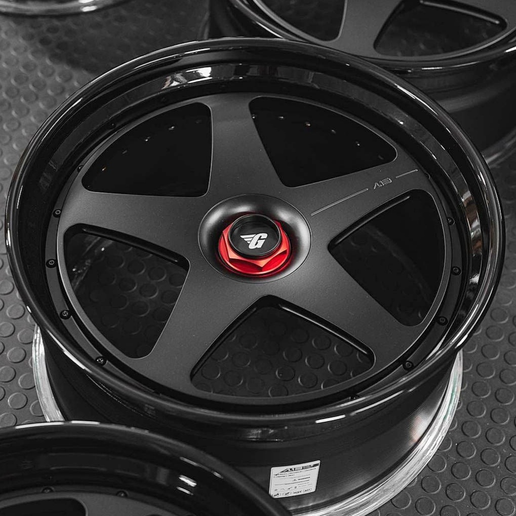 WheelsPerformance on Twitter: "Gorgeous AL13 DC005R 3-piece wheels with optional hex cap. This custom set is finished in Satin Precision black center + Gloss Precision Black outer. Looking for pricing on AL13