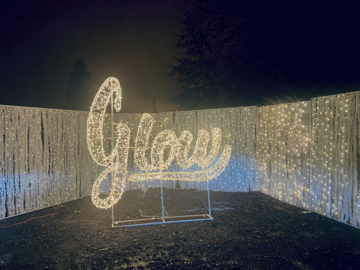 EmilyMarroquin's tweet photo. A magical night with the kiddos @glow_langley tonight. Thank you @canucksautism! #glowlangley https://t.co/jSsDB9zVlm