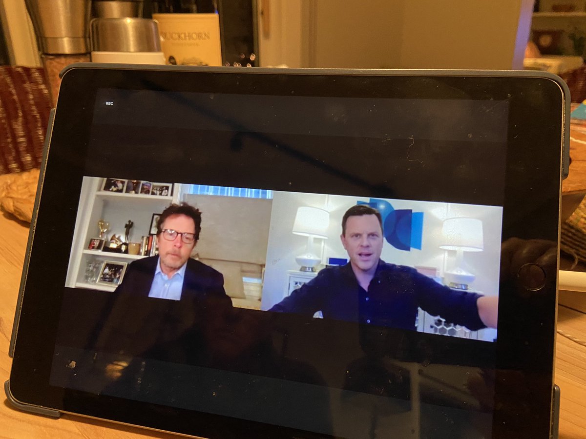 Thank you @thebookstall and <a href="/MichaelJFoxOrg/">michaeljfox.org</a> for this event!!! Read No Time Like the Future!!!