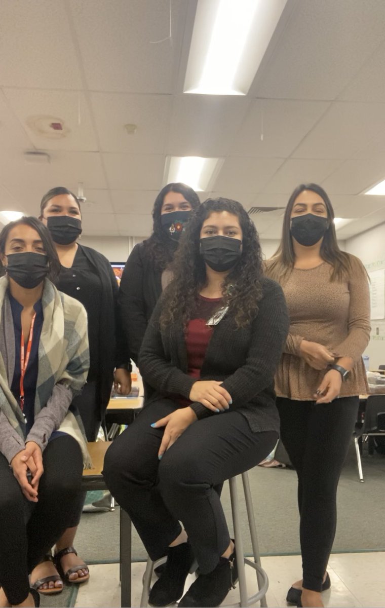 sra_banuelos's tweet photo. Day #2 My wonderful first grade team inspires me to continue to be the best teacher I can be during these difficult times! We plan, discuss and reflect but most importantly, we have FUN doing it! Thank you ladies! @scamathew #ososbilingües #bsdgratitude https://t.co/ZUwTYOmhMW