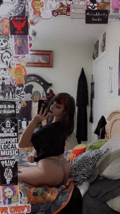 Hoppin on chaturbate soon https://t.co/oQbZBROOdy<a href="/tag/mvsales"class="tags"><span>#mvsales</span></a>