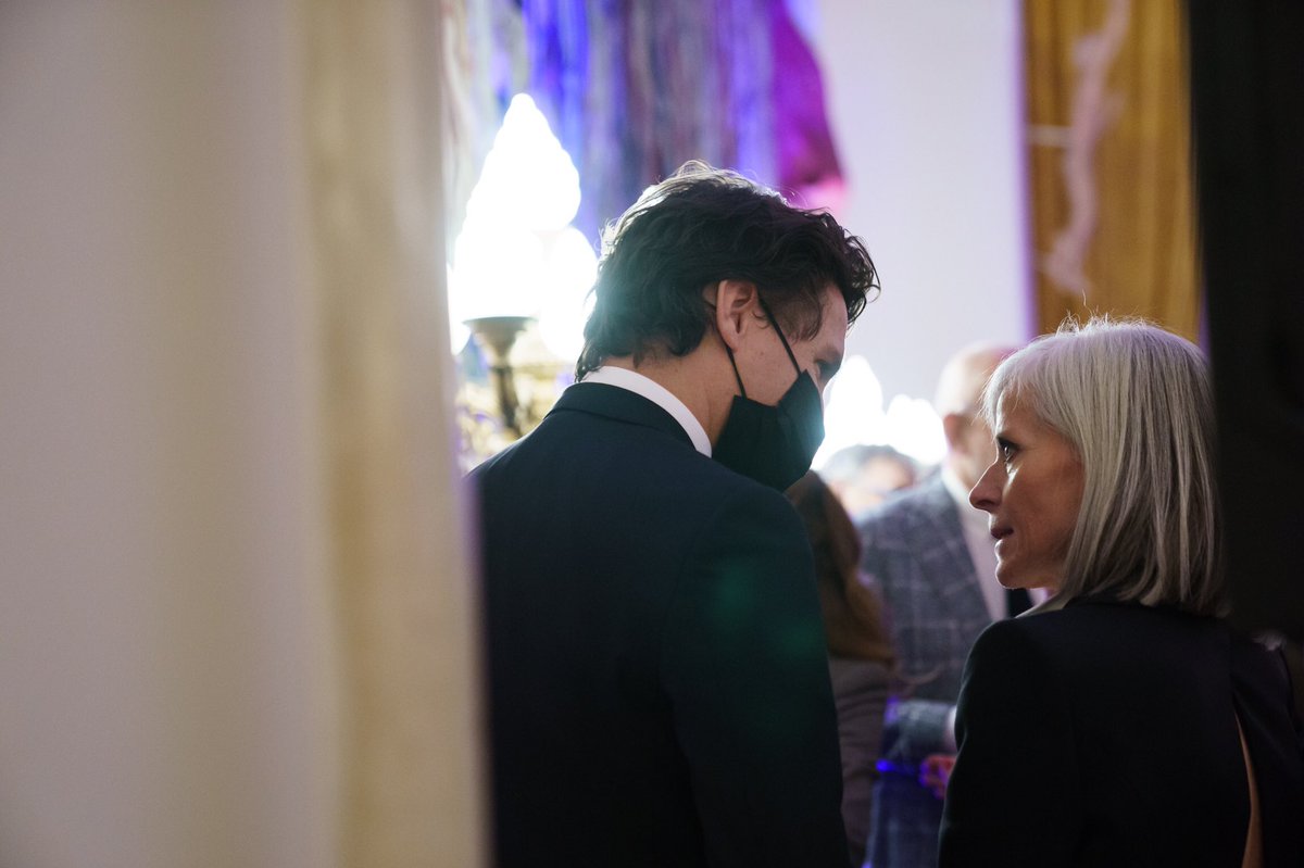 Justin Trudeau tweet media