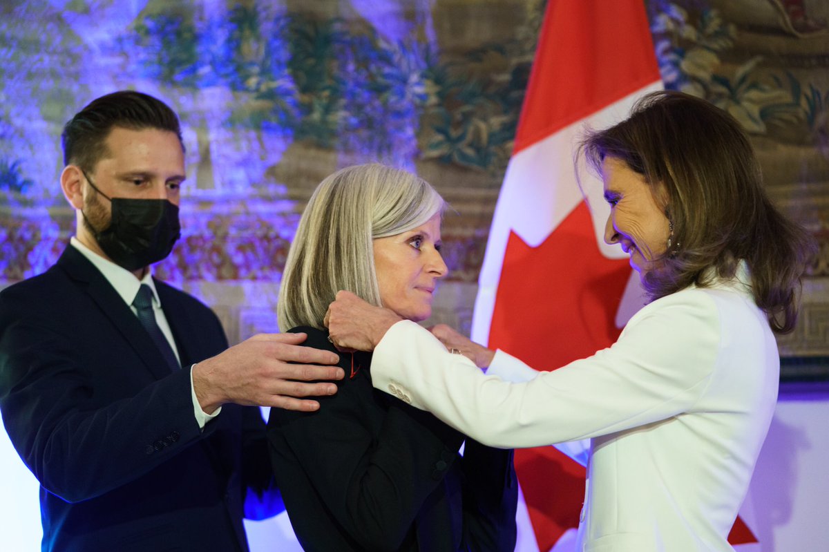 Justin Trudeau tweet media