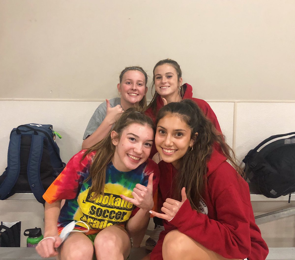 Quick futsal session with <a href="/brekoscielski8/">Bre Koscielski</a>, <a href="/liv_soccer26/">Olivia Olson #26</a>, and <a href="/camihattenburg/">cami</a> before heading to #GASilverlakesshowcase early tomorrow morning!! Looking forward to a great weekend with <a href="/SpokaneSounders/">Spokane Sounders</a> and <a href="/GAcademyLeague/">Girls Academy</a> #GARising