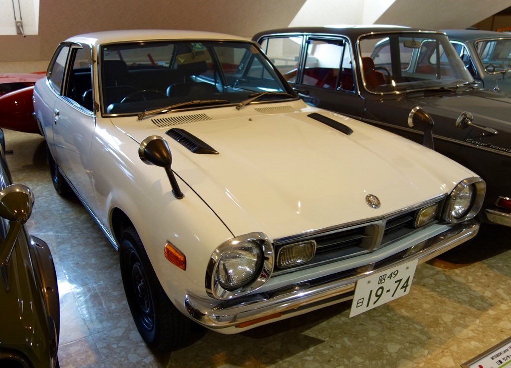 clarez_ch's tweet photo. 続いてのクルマは、
「三菱 ランサー 1600 GSR」!
#三菱ランサー #ランサー #lancer #lancergsr #ランサーgsr #おはようVtuber #Vtuber #クラリゼ #車好き #車好きと繋がりたい #車好きな人と繋がりたい https://t.co/YZlJTLVtwn