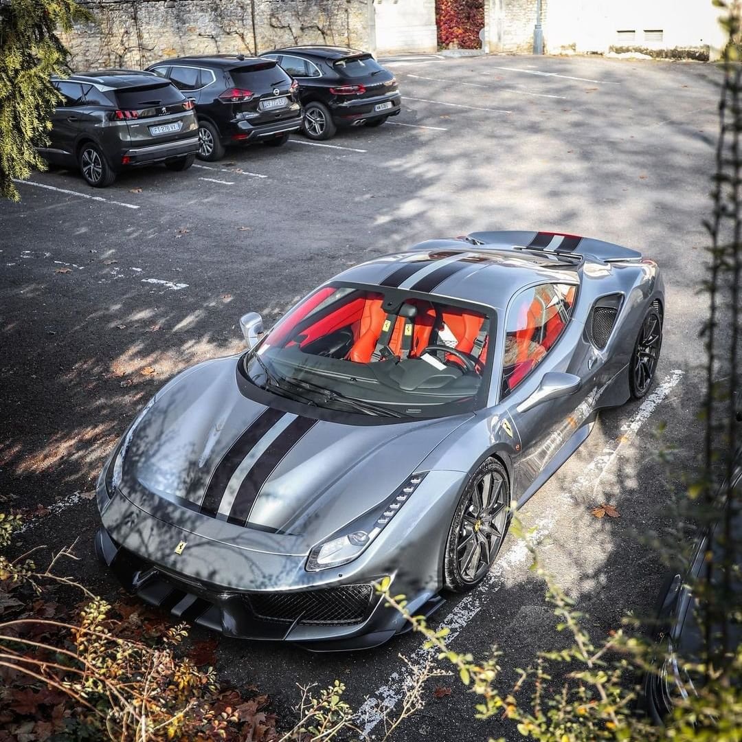 Take it? or Burn it? #supercar