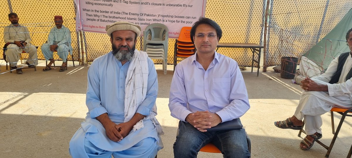 yaseerkhann's tweet photo. My story "China is our friend" says Gwadar protest chief leader Maulana Hadayat Ur Rehman. Link is here https://t.co/4uvNMMIrsv. @BaozhongGwadar, @libijian2, @Zoon_AhmedKhan, @Nkashani2, @COPHCofficial, @CPEC_Official, @pcipakchina , @MZASADI https://t.co/NEaGVNVpdb