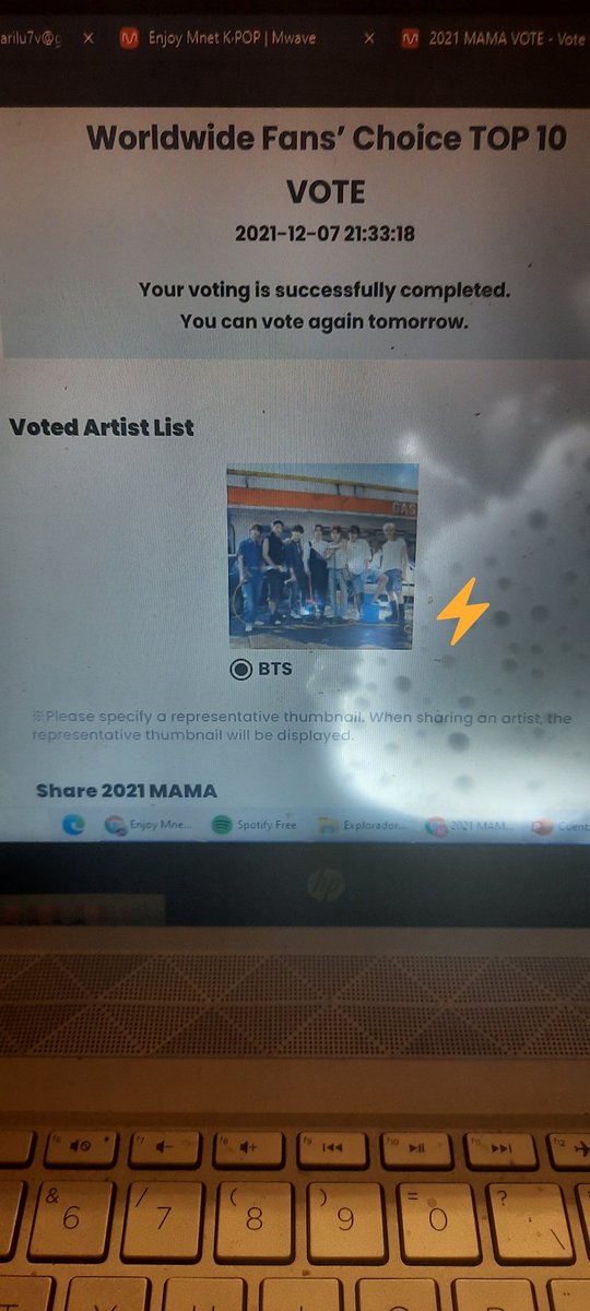 Marylu7v's tweet photo. @BangtanRDMX @BTS_twt Dejo el último un poco fuera de tiempo jeje 😅 

#ARMYGameOnMAMA
#UMBRELLATEAM
@BTS_twt https://t.co/AiuuuBzK40