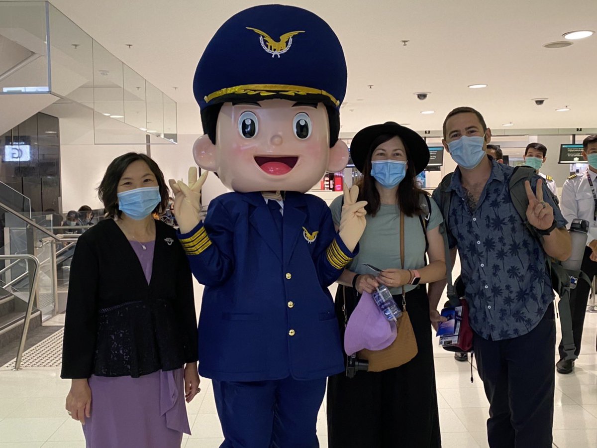 HugThailand's tweet photo. Celebrating THAI’s inaugural direct flights between Sydney and Phuket today. ✈️ The airline will operate a three-weekly service on this route.
#HugThailand #AmazingThailand https://t.co/hEAZdvsSUp