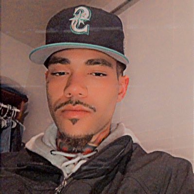 DerekRoyaI's tweet photo. #NewProfilePic https://t.co/DDcfMsYjFL