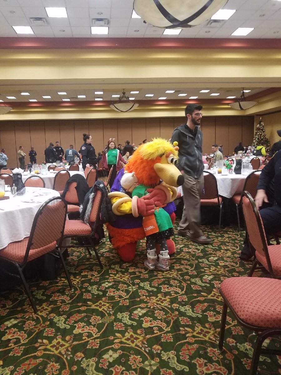 ABQcopsforkids tweet picture