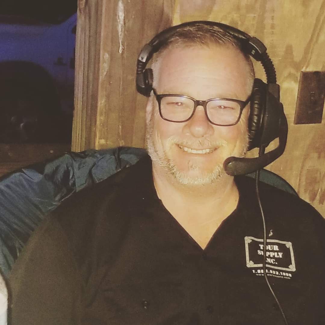 mlb32802's tweet photo. From rock ‘n roll roadie to a first class business man who turned his life around for the good of his family and others, Doug Larsson is a man with a story! Listen Saturday to #EXtremeCarolina and hear his tale.
#podcast #GreatPeopleGreatStories https://t.co/jbLLxYfBvv