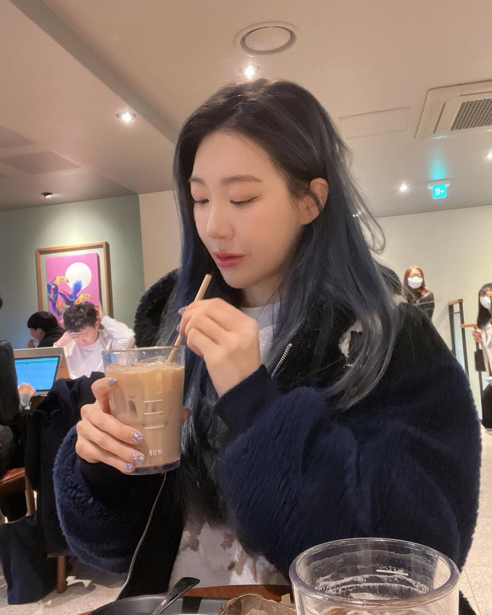 blackswan_py's tweet image. Youngheun update via instagram ˗ˋˏ🐶ˎˊ˗  
#TRAD

© Youngheun / Blackswan Paraguay 

🖇️
#BLACKSWAN #GoodBye_RANIA #LUMINA #YOUNG_HEUN #블랙스완 #루미나 #영흔