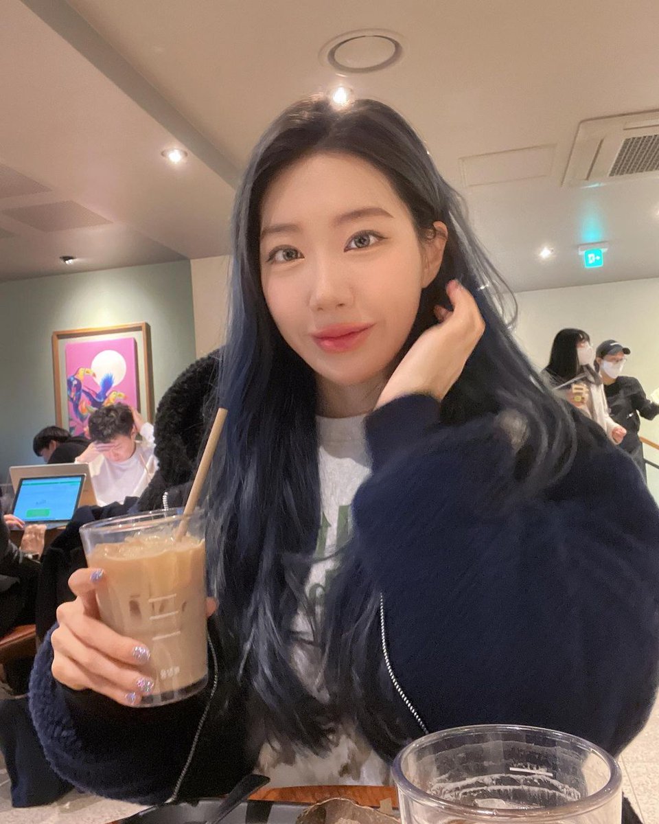 blackswan_py's tweet image. Youngheun update via instagram ˗ˋˏ🐶ˎˊ˗  
#TRAD

© Youngheun / Blackswan Paraguay 

🖇️
#BLACKSWAN #GoodBye_RANIA #LUMINA #YOUNG_HEUN #블랙스완 #루미나 #영흔