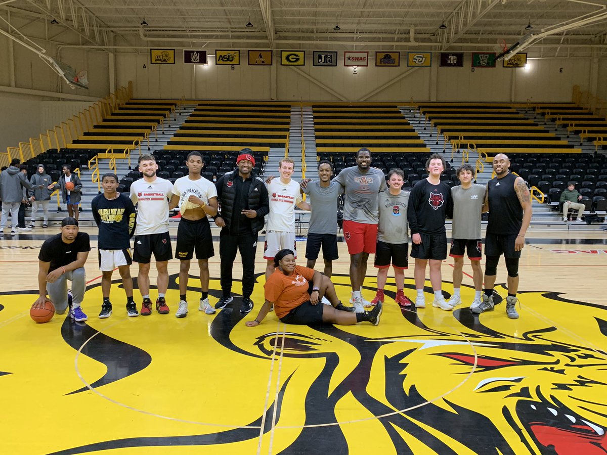 Manager team moves to 3-0 with a 77-59 win against UAPB!!!
<a href="/ManagerGames_/">Manager Games</a>
