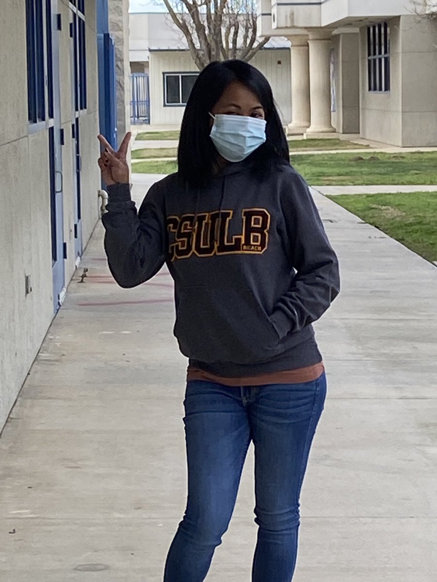 My ELA teammate ⁦<a href="/SamGundran1/">Sam Gundran</a>⁩ always keeps me laughing, helps me stay above water, inspires me, and is the best for planning some great lessons! I am grateful. #bmsisthebest #bsdgratitude #middleschool