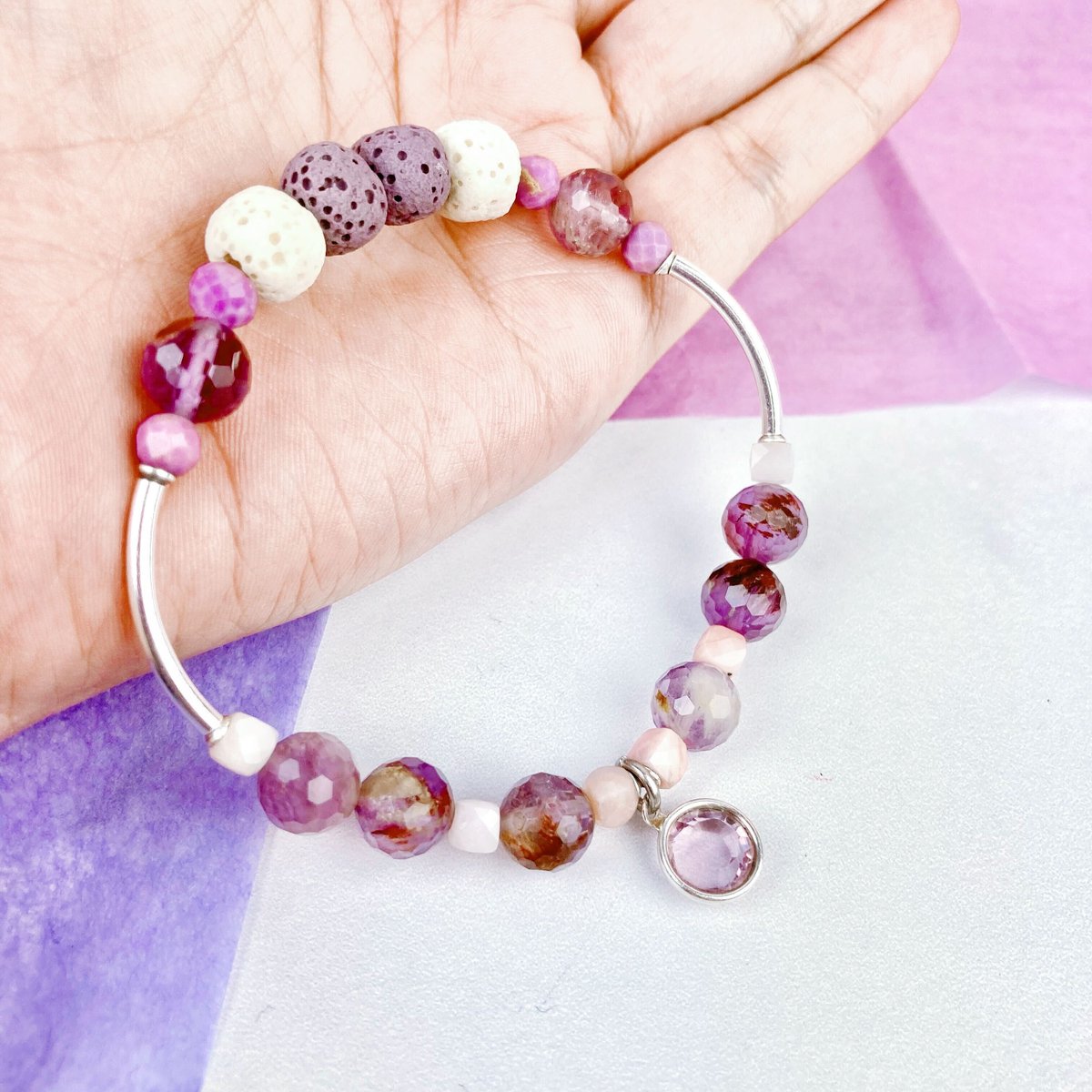 MyWonderSpark's tweet photo. Available from December 9, our Aromatherapy Crustal Bracelet can help you relieve stress and anxiety. 
It is made of lava stones, 925 Sterling Silver and many more! 

👉 Click on the link in our bio to join our waitlist!

#aromatherapyjewelry https://t.co/C9wASM16qY