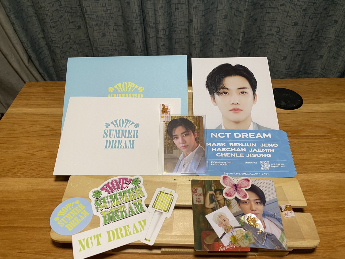 nanagyeoms's tweet photo. thank you so much @sprinklednana!!!!
nanaβs hot summer dream ar tix went home today! π
packed nicely so it arrived safely! and thank you for the freebies π₯Ί https://t.co/qfb40CuEXC