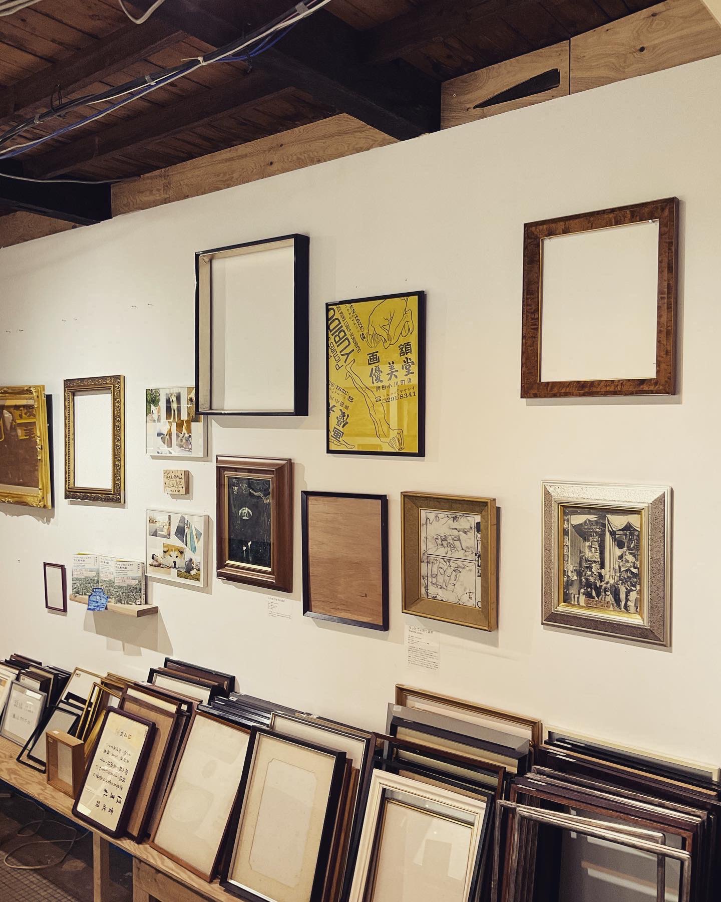 優美堂 アート 現代アート コミュニティ カフェ 秋田犬 カレー 額縁 優美堂 カフェ巡り T Co 59lalvaflp Twitter