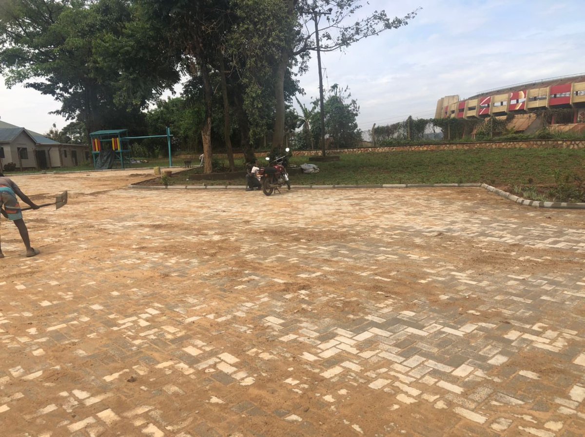EuniezKitchen's tweet photo. Open this Saturday 11th, 2022- The third baby!
We are ready to serve you good people of Bweyogerere, Kirinya, Bukasa, Namboole, Kimwaanyi, Kira, Kireka, and Kyaliwajjala
#Ekbweyogerere #GodsGoodness #TripleFest #EKTriplets https://t.co/k2zeGURiwN
