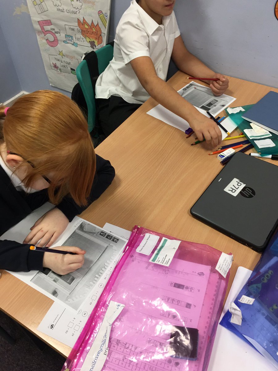 Designing our Christmas display 🎄