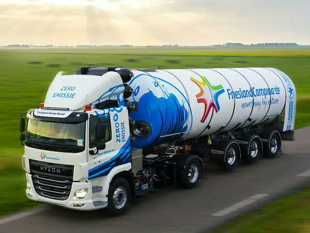 FranceRoutiers's tweet photo. Les premiers #camions à #hydrogene roulent en #Europe > https://t.co/4Tdk2UBUjl via @TRM24fr https://t.co/qFkszz6Qgv