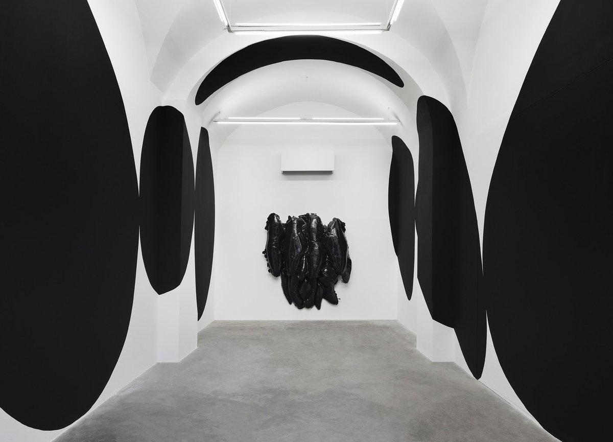From the archive ✨
#AndréMendes
Ainda Não
June 12 - September 21, 2019
 
Photo: Roberto Apa