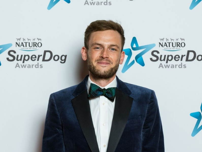 Doglife360's tweet photo. Rory the Vet, is a veterinary surgeon, writer and TV personality who burst onto our screens through the CBBC documentary series The Pets Factor. 

His answers to our "Take Five" questionnaire offer a snapshot of what it's like to be @RoryTheVet 👉https://t.co/UMrUTU16z7 https://t.co/ndDiC6683c