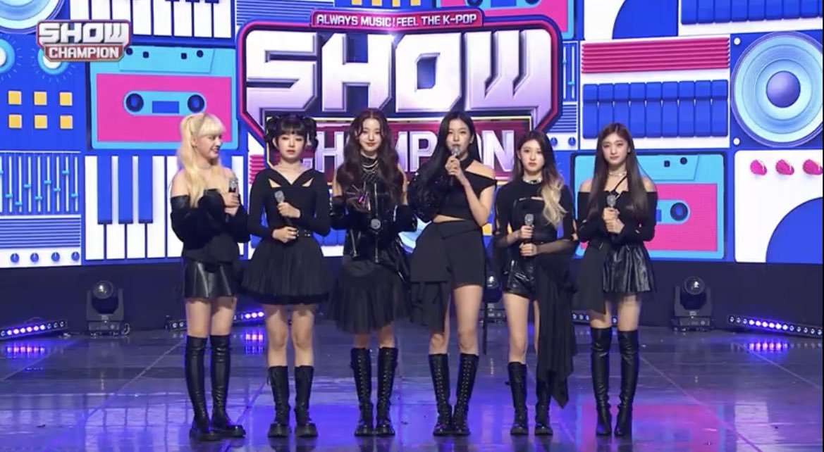 treasureskyy's tweet photo. CANTIK CANTIKKUUUUU CONGRAAATTSSSS #IVeFirstwin 😭😭😭😭😭😭💖💖💖💖💖💖 https://t.co/t5hrozYTuz
