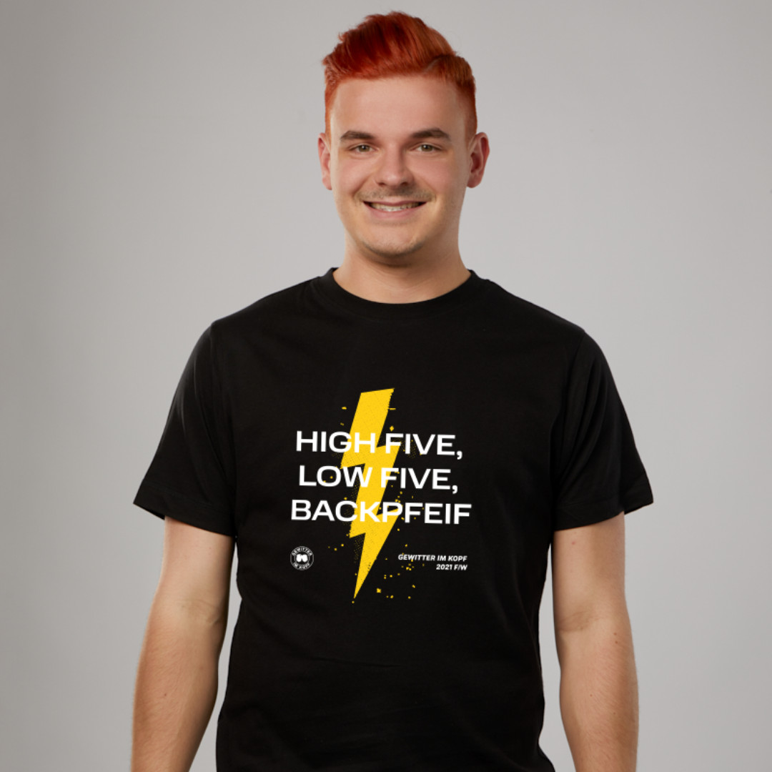 HOLYMESH's tweet photo. ⚡ Die neue @Gewitterimkopfyt Kollektion ist Online ⚡

https://t.co/icSDeCWoNI https://t.co/j25eL9JU8B
