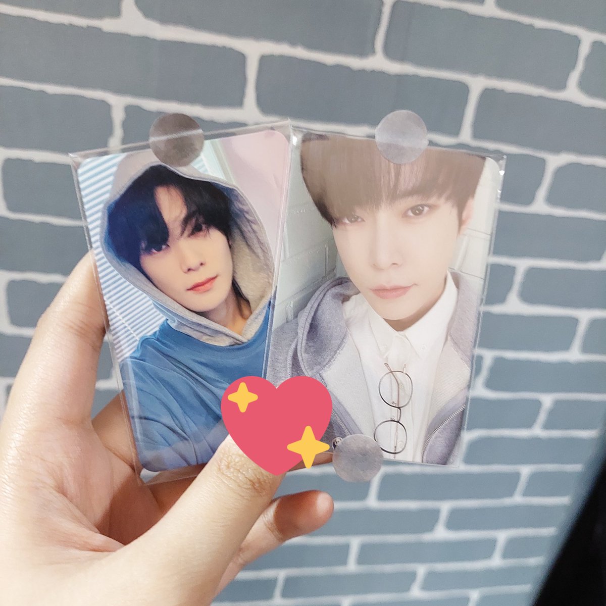 jihawls_'s tweet image. hi my pc are in my mm consol na, I just want to say na sobrang disappointed ako sa packaging nyo, walang toploader, naka sandwich lang yung pc  and grabe yung marks ni jaehyun, I admit I'm super sensitive with marks pero di kasi makaturang pag pack nyo! 
#DreamLaunch_Feedbacks