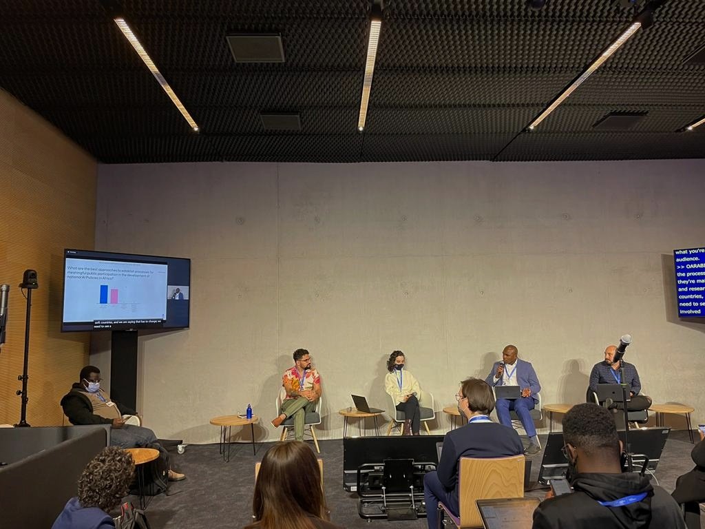 o_mudongo's tweet photo. It was a great delight contributing to this insightful discussion on cross-cutting issues around #Trust, #Security &amp; #Stability of #AI &amp; #IoT tech w/ my fellow panelists @g_ihita; @NicolasFiuma; @SavyoVinicius &amp; our moderators: @novaesiana &amp; @Harimino7 #IGF2021 https://t.co/r1uX2arOfR