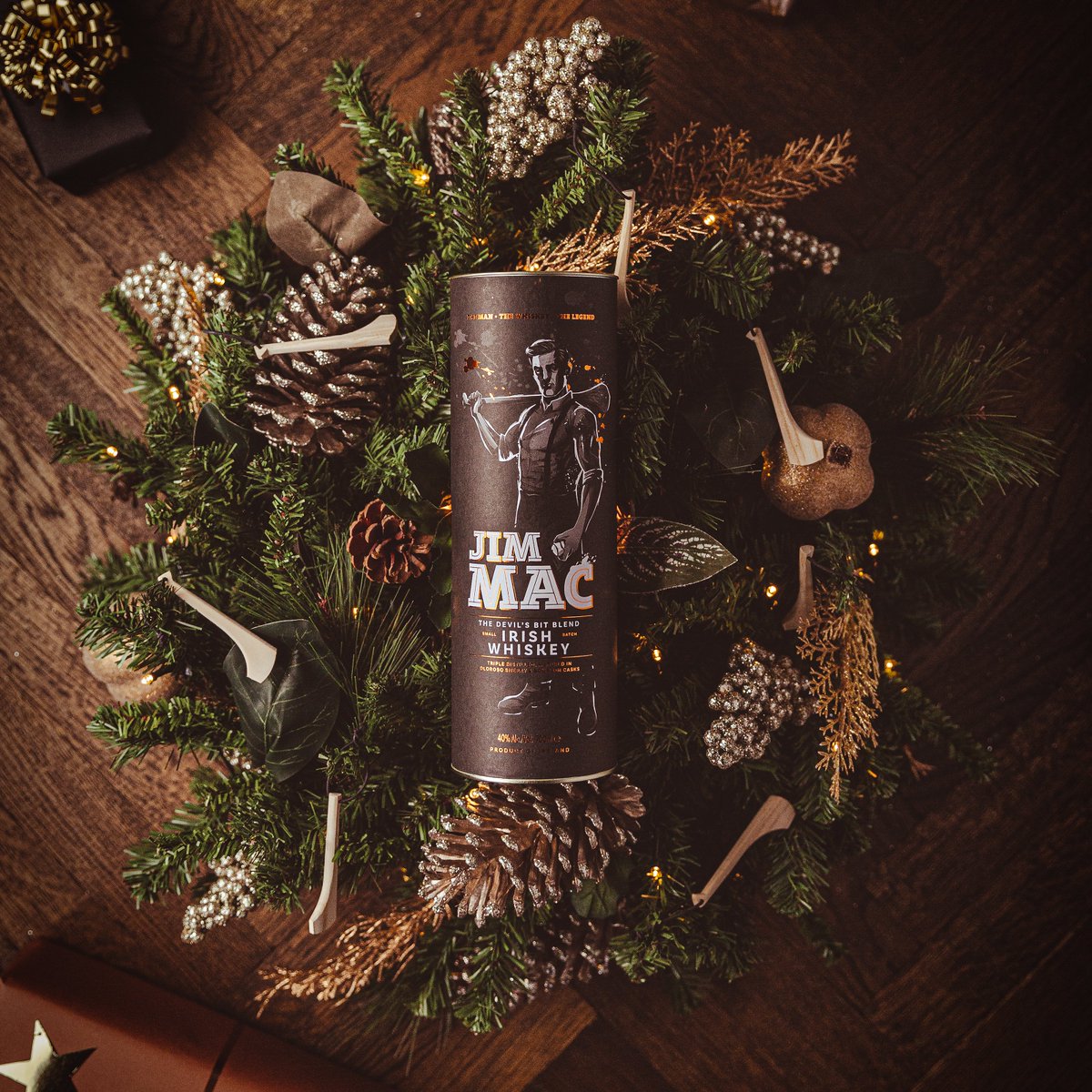 We’re getting ready for Christmas🎄Shop Jim Mac local or online linktr.ee/jimmac  #irishwhiskey #hurling #ChristmasGiftIdeas