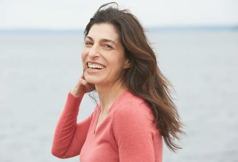 Resetting Your Hormones To Improve Skin, Hair, and Mind. Dr. Keira Barr is an author and physician who helps high-achieving women let go of perfectionism, self-doubt, and isolation and embrace confidence and courage instead. bit.ly/3DCszdH
 
#Hormones #hormonalimbalance