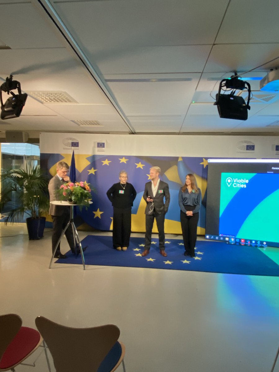 Final preparations! We are streaming European ⁦<a href="/ViableCities/">viablecities</a>⁩ Day vbct.es/8dec-live from 13:00 CET. Looking forward to welcome Mayors, General Directors, Matthew Baldwin, partners and friends ⁦<a href="/ClimateKIC/">EIT Climate-KIC</a>⁩ ⁦<a href="/NetZeroCitiesEU/">NetZeroCities</a>⁩